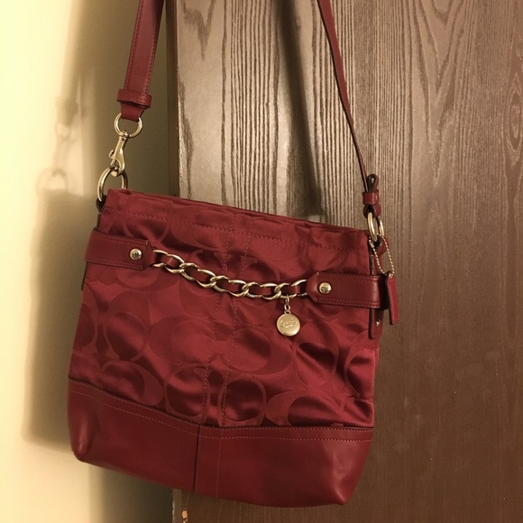 Coach crossbody barely used - Picture 4 of 4